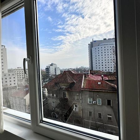 Love Light Studio Victoriei Букурещ Екстериор снимка